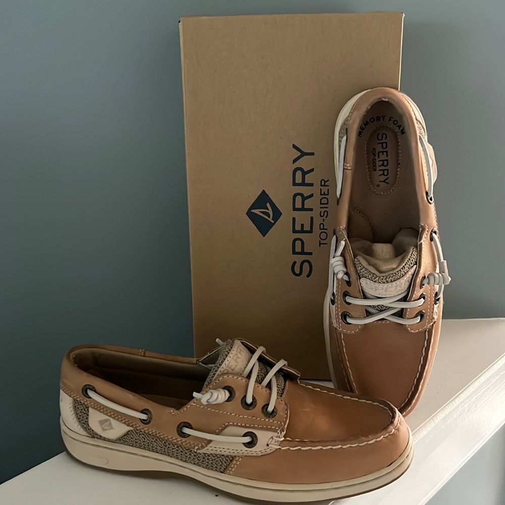 Sperry docksiders